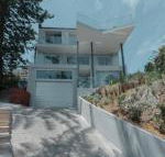 Spectacular Bilgola Beachhouse - Holiday Byron Bay