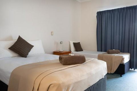 Accommodation On Denham - Holiday Byron Bay 6