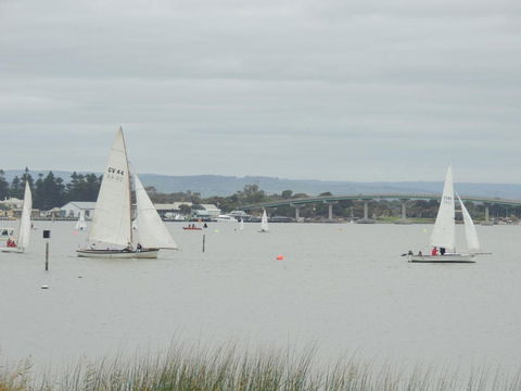 PS Federal Retreat Paddle Steamer Goolwa - Holiday Byron Bay 1