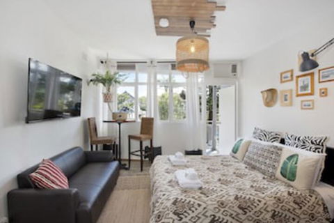 Manly Designer Studios - Holiday Byron Bay 0