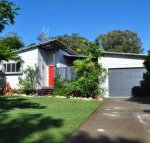 10 Double Island Drive Modern family home centrally located swimming pool  outdoor area - Holiday Byron Bay