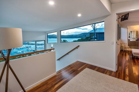 The Vue On Hamilton Island - Holiday Byron Bay 6