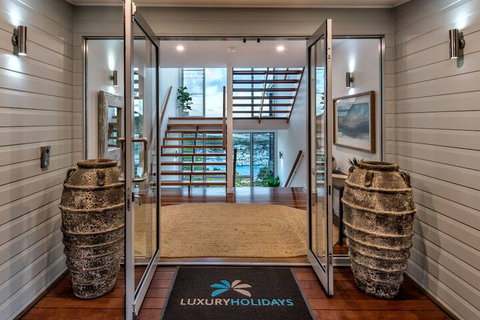 The Vue On Hamilton Island - Holiday Byron Bay 2