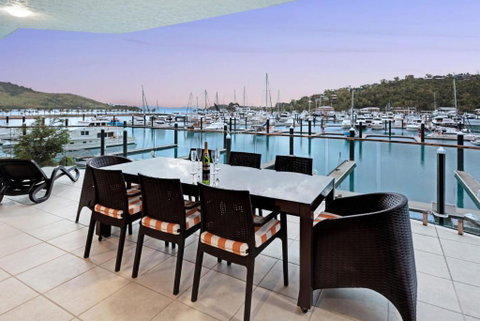 Pavillion 3 Absolute Waterfront 4 Bedroom 2 Lounge Room Plunge Pool + Golf Buggy - Holiday Byron Bay 4
