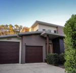17 Naiad Court Modern open plan family home with covered outdoor area  double lock up garage - Holiday Byron Bay