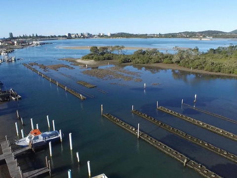 Fairholme 8 Perfect Lakefront Position - Holiday Byron Bay 4