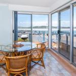 Fairholme 8 Perfect Lakefront Position - Holiday Byron Bay 0