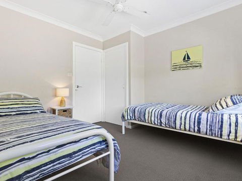 HILLTOP HAVEN In MOLLYMOOK - Holiday Byron Bay 6