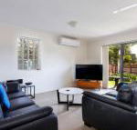 Seachange Apartment 1 - Holiday Byron Bay