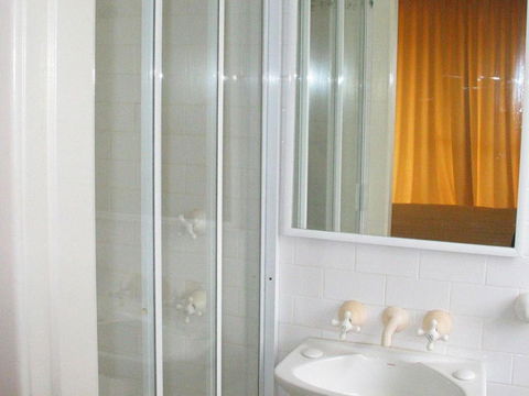 Serendipity Townhouse - Holiday Byron Bay 3