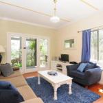 Love Shack 1 Bedroom Cosy Cottage! - Holiday Byron Bay 0