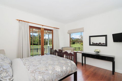Rivermist Luxury 6 Bedrooms & 6 Bathrooms! - Holiday Byron Bay 4