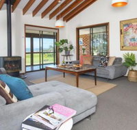 Beach House on Jones Beach Kiama Accommodation - Holiday Byron Bay