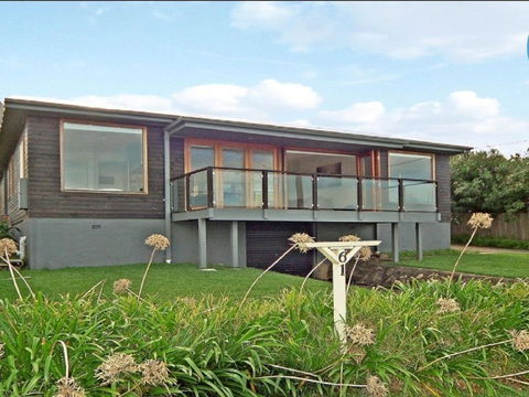 Prime Position Across From Seven Mile Beach - Holiday Byron Bay 2