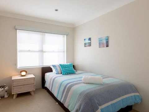 Shore To Please Comfort Cafes & Beaches - Holiday Byron Bay 2