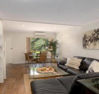 Tehidy Townhouse translation a place of retreat - Holiday Byron Bay