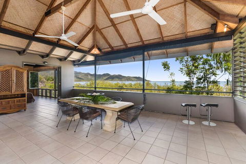 Absolute Beachfront - Holiday Byron Bay 5