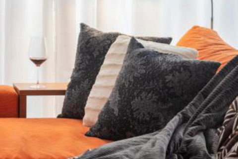 ULTRA SPACIOUS STYLISH HOME In PRESTONS SYDNEY - Holiday Byron Bay 6