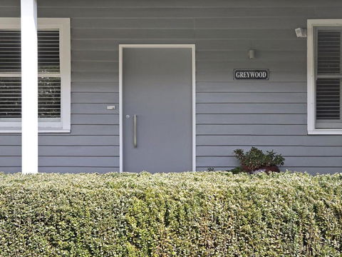 Greywood Classic Highlands Charm & Serene Living - Holiday Byron Bay 5