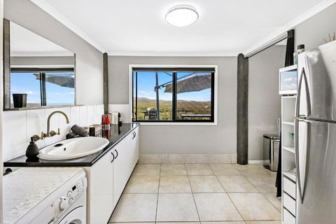 Eagles Loft - Holiday Byron Bay 5