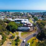 HALE KUPA Rye Beach House Spa Table Tennis - Holiday Byron Bay 0