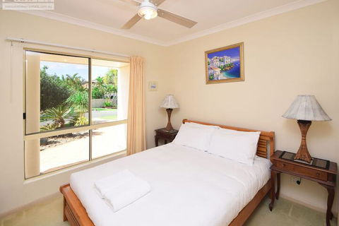 Fabulous Pet Friendly Family Home - 3 Carribean Court - Holiday Byron Bay 5