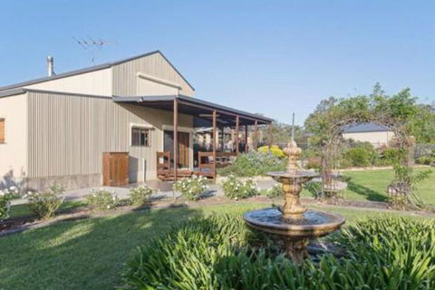 Kelman Cottage Tucked Away With Pool + Native Wildlife - Holiday Byron Bay 6