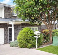Saddleback Kiama restful with coastal views - Holiday Byron Bay