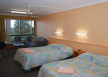 ECONO LODGE BAYVIEW - Holiday Byron Bay 2