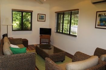 Yamacutta House - Holiday Byron Bay 2