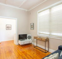 Cosy Apartment Walking Distance to Manly Beach - Holiday Byron Bay