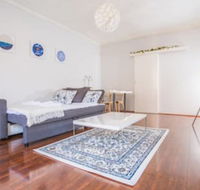 Vibrant And Colorful Apartment In Dollspoint - Holiday Byron Bay