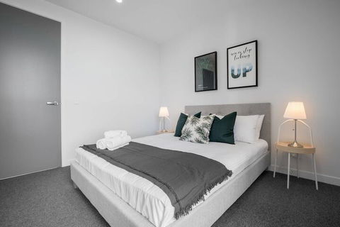 Simple And Cozy Apartment In Parkville - Holiday Byron Bay 2