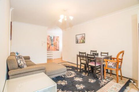 Spacious & Cozy Apartment In Heart Of Redfern - Holiday Byron Bay 0