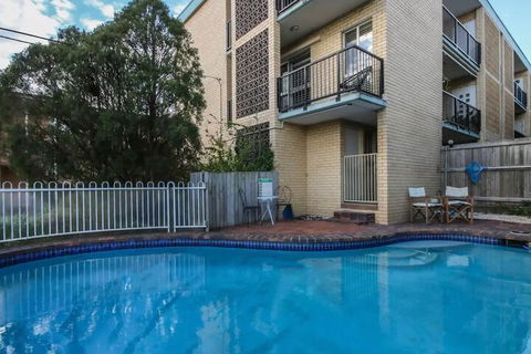 Cosy 1 Bedroom Unit With Views Of The City - Holiday Byron Bay 4
