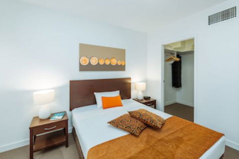Airtrip Apartment On Merivale St - Holiday Byron Bay 0
