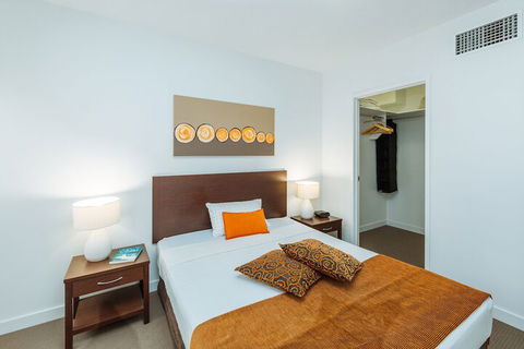 Airtrip Apartment On Merivale St - Holiday Byron Bay 5