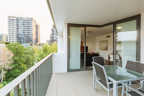 Airtrip Apartment On Merivale St - Holiday Byron Bay 3