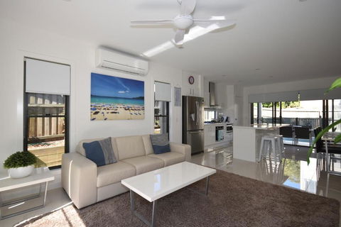 The Shae Luka Private Apartment - Holiday Byron Bay 4