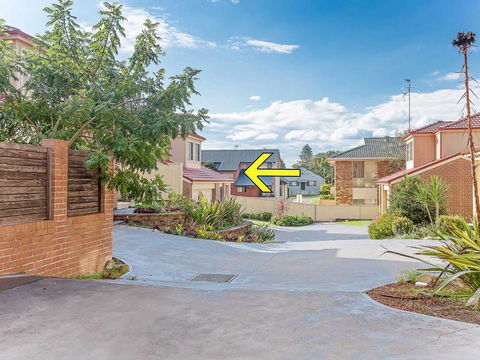 Tomaree Townhouse 5 / 26 28 Tomaree Street Large Air Conditioned Townhouse & WIFI - Holiday Byron Bay 6