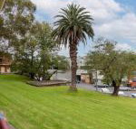 Miami Kiama couldnt be closer to Kiama CBD - Holiday Byron Bay