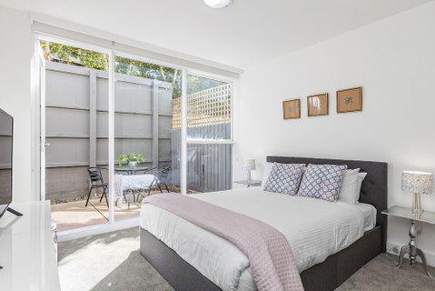 BOUTIQUE STAYS - Brighton By The Sea - Holiday Byron Bay 2