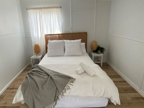 Toukley Waterfront Oasis - Holiday Byron Bay 3