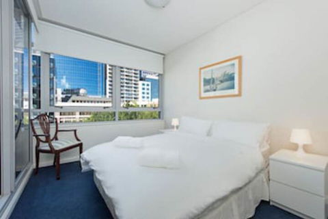 Barangaroo City View H329 - Holiday Byron Bay 0