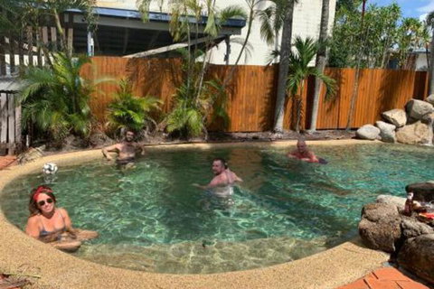Mummas Hostel Cairns - Holiday Byron Bay 2