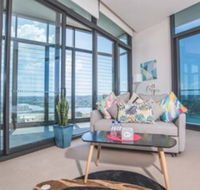 Panoramic Water View APT rhodes - Holiday Byron Bay