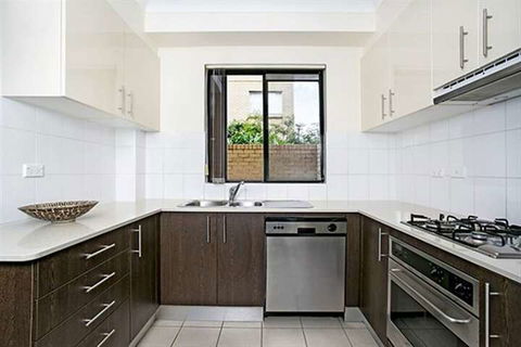 Walking Distance To Coogee Beach MOUNT - Holiday Byron Bay 6