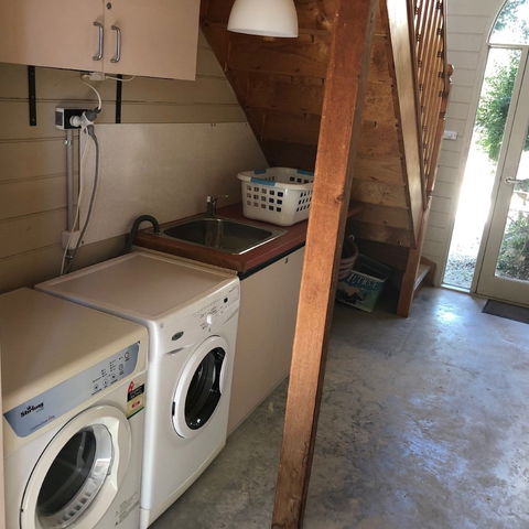 Alpine Stag Lodge House - Holiday Byron Bay 1