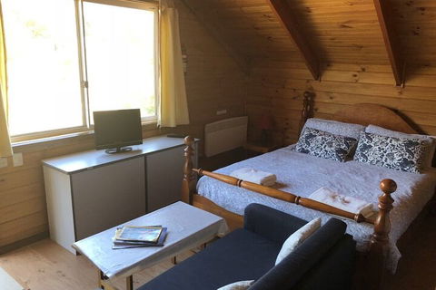 Alpine Stag Lodge Unit 2 - Holiday Byron Bay 2