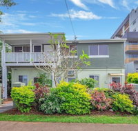 Easy Going Holiday unit on McKenzie MK4 - Holiday Byron Bay